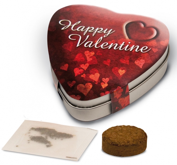 4162 - Heart shaped tin